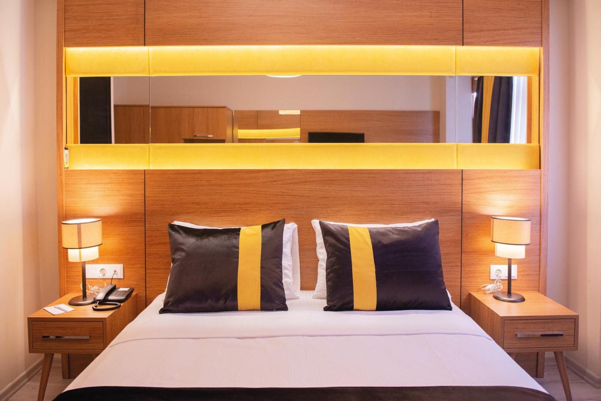 Karamans Sirkeci Suites Hotel Стамбул Экстерьер фото